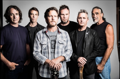 Pearl Jam впервые исполнили Dance of the Clairvoyants